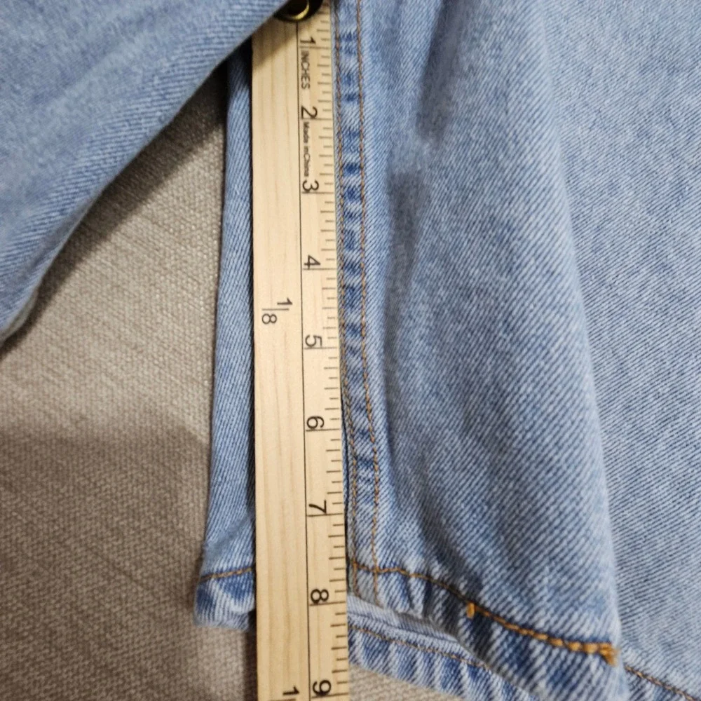 Levi's Vintage 550 Relaxed Fit Denim Shorts 36 Light Wash Blue Cotton